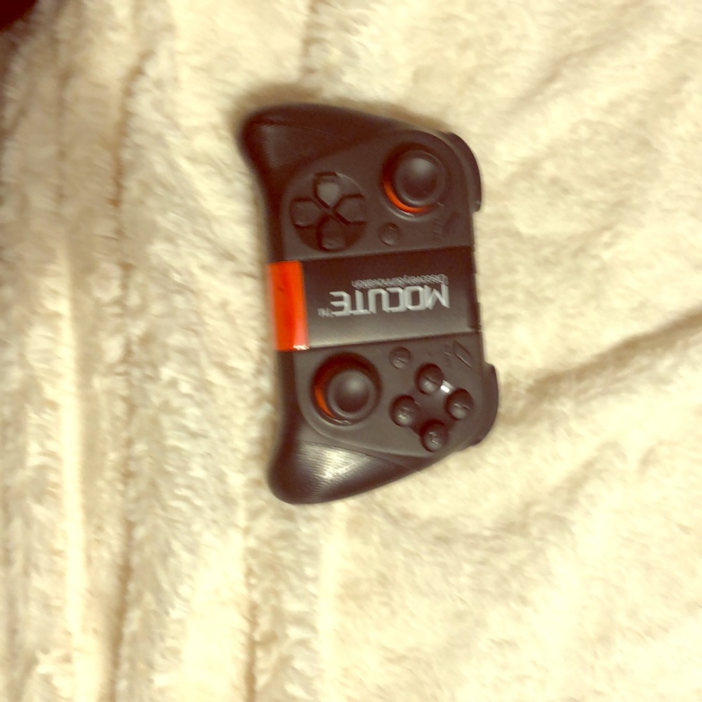 Phone controller so you can play games on phone